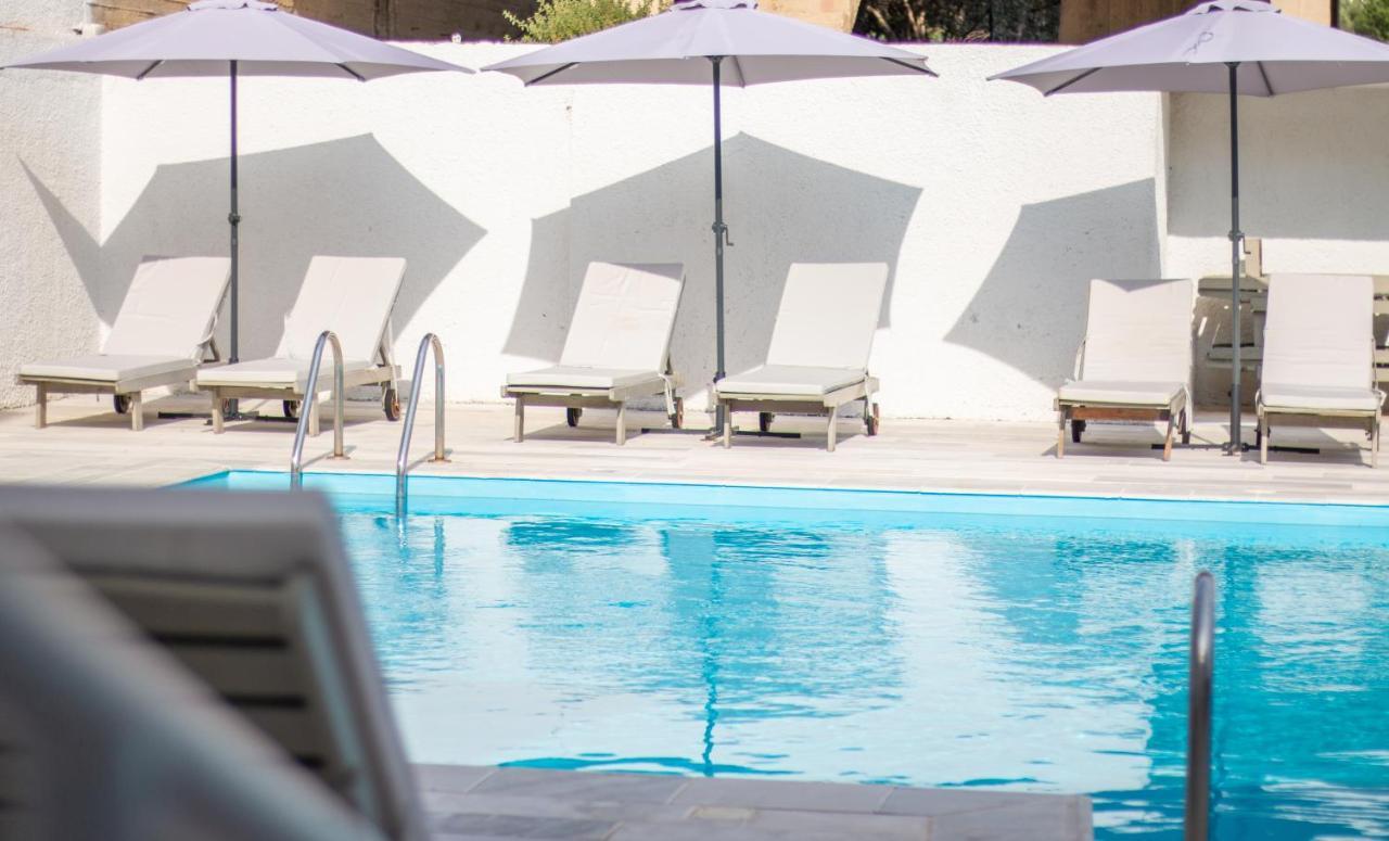 Evita'S Resort Poros Town Екстер'єр фото
