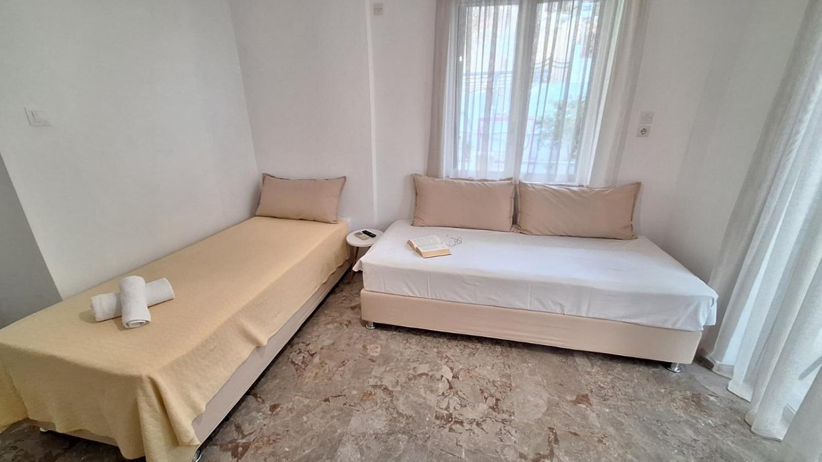 Evita'S Resort Poros Town Екстер'єр фото